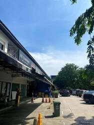 Jalan Tua Kong (D15), Retail #637194161